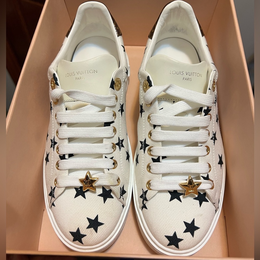Louis Vuitton Timeout sneaker, size 38 1/2 - Picture 2 of 9